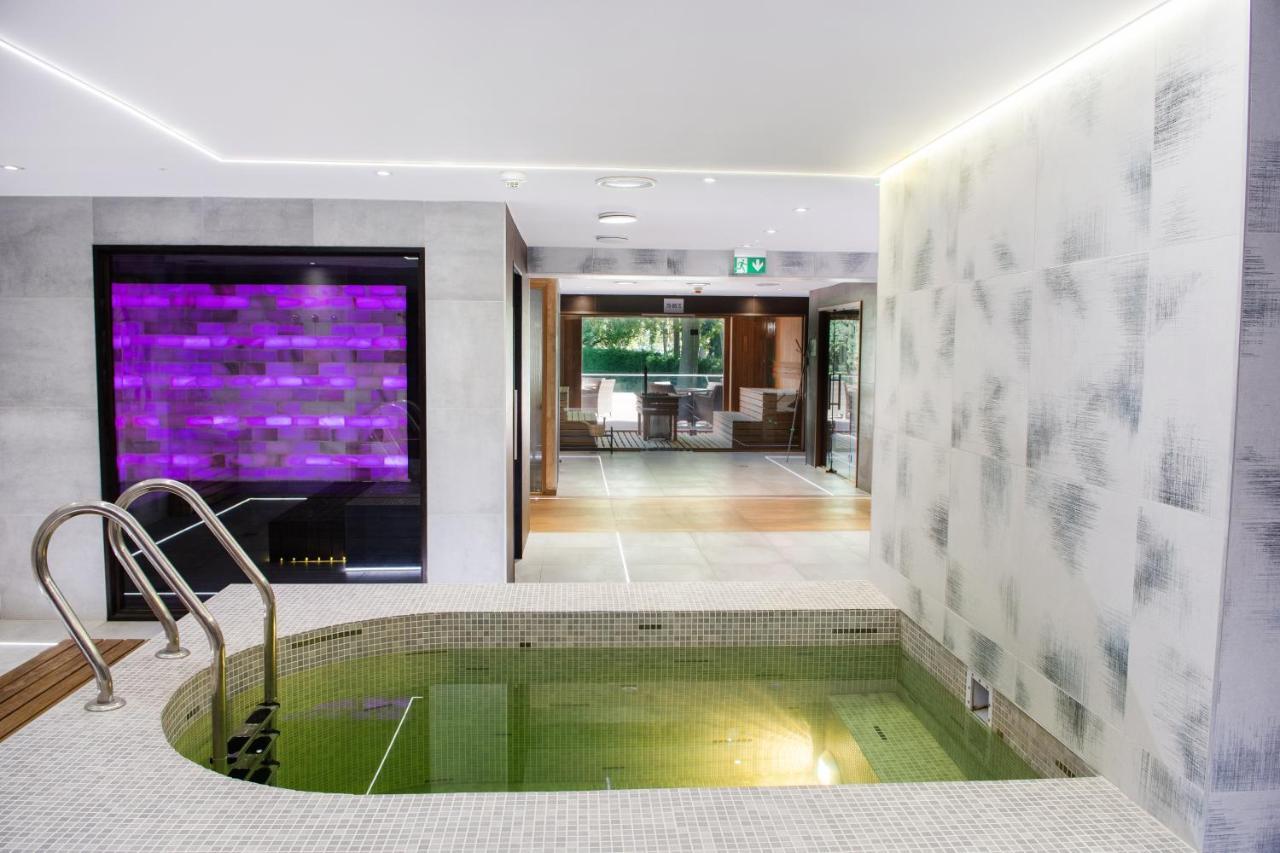 Hotel Azur Siófok Buitenkant foto